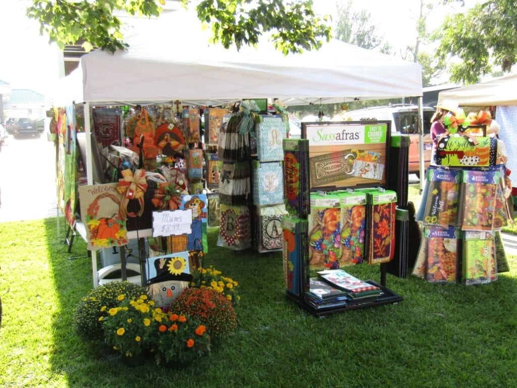 Booth selling autumn-themed decorations